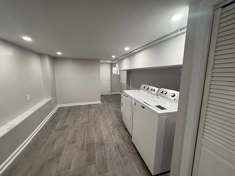 1745 Federal St — Photo 23