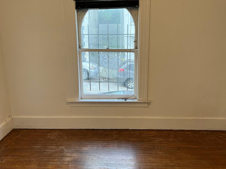 1st image of 1175 Washington St #A