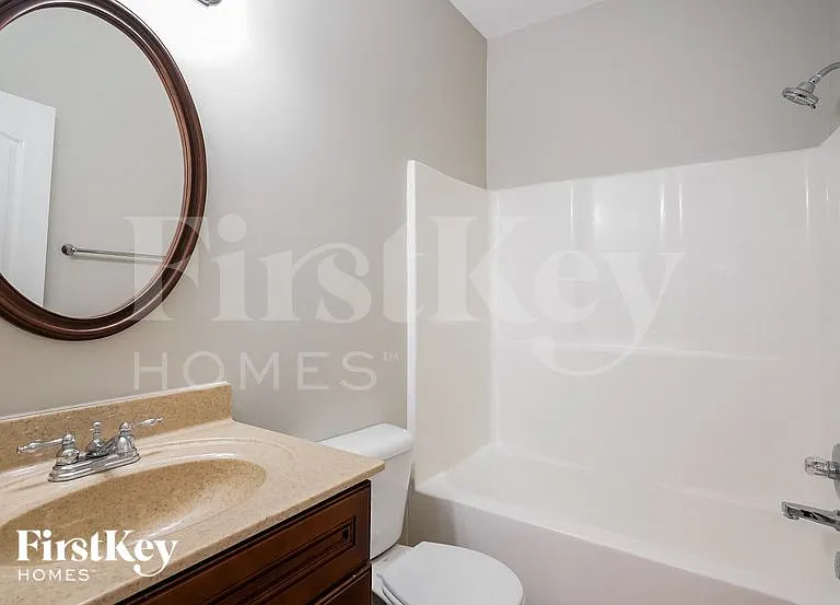 1237 Fossil Dr — Photo 14