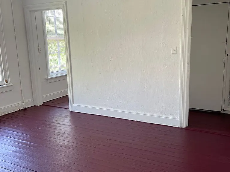 118 S Pine St — Photo 20