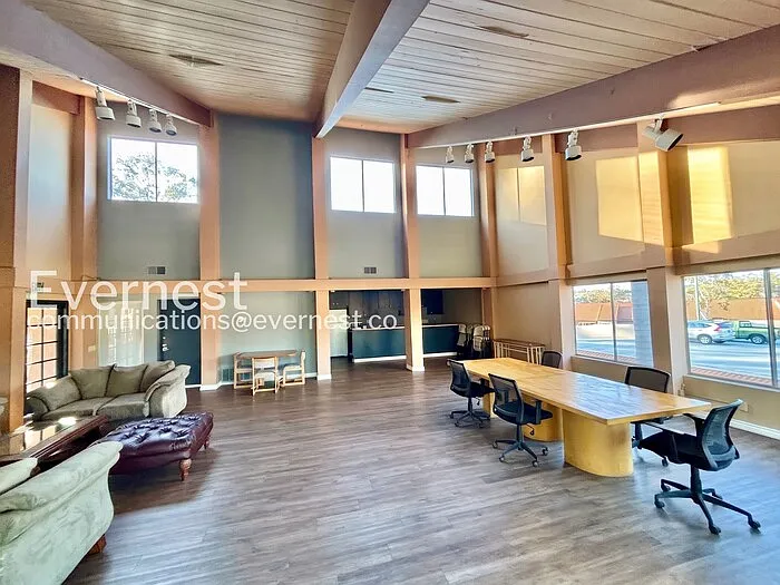 2344 Hosp Way — Photo 21