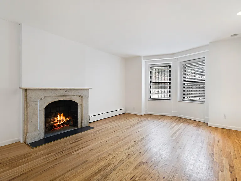 1215 Park Ave #1 — Photo 9