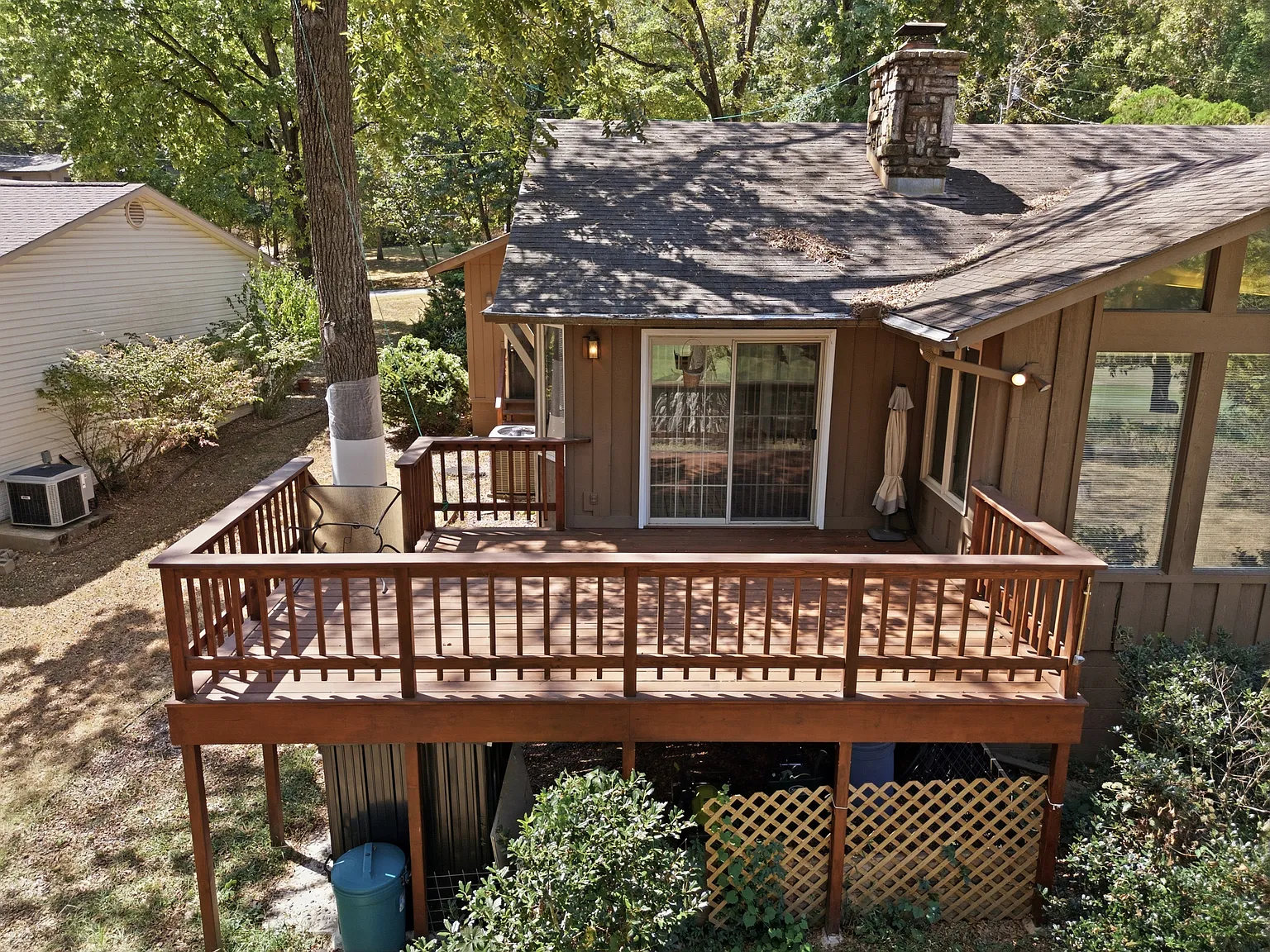 3 bed, 1817 sqft, $1,990 — Photo 2
