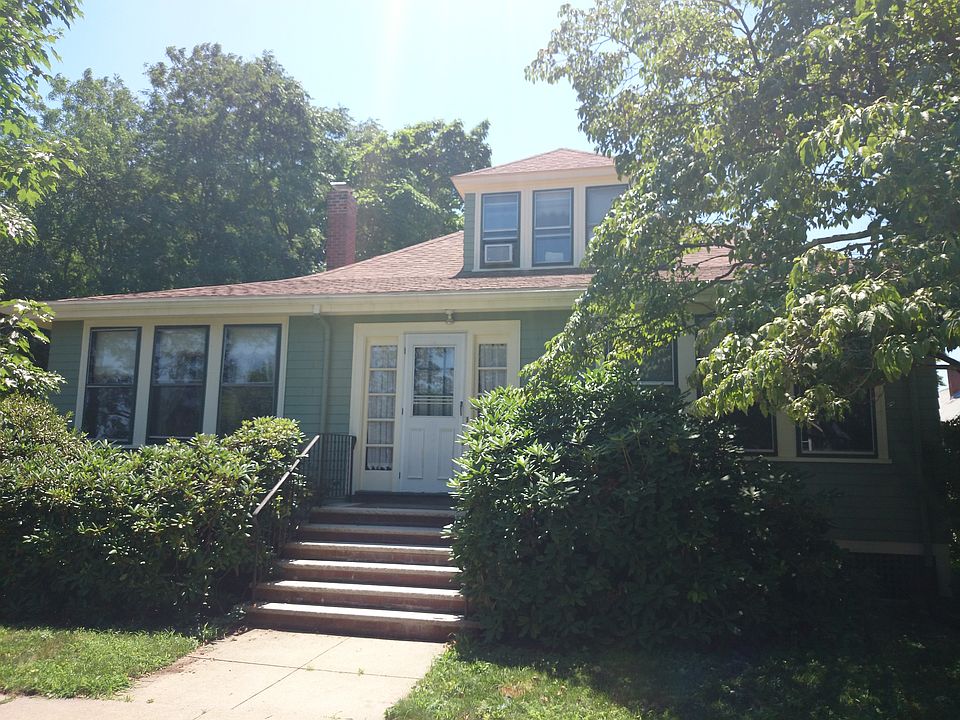 2nd image of 69 Bostonia Ave