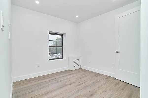 Rented by REAL New York | media 8