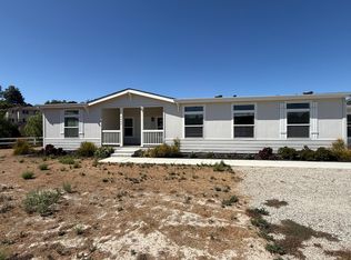 2080 Curtis Dr, Vista, CA 92084
