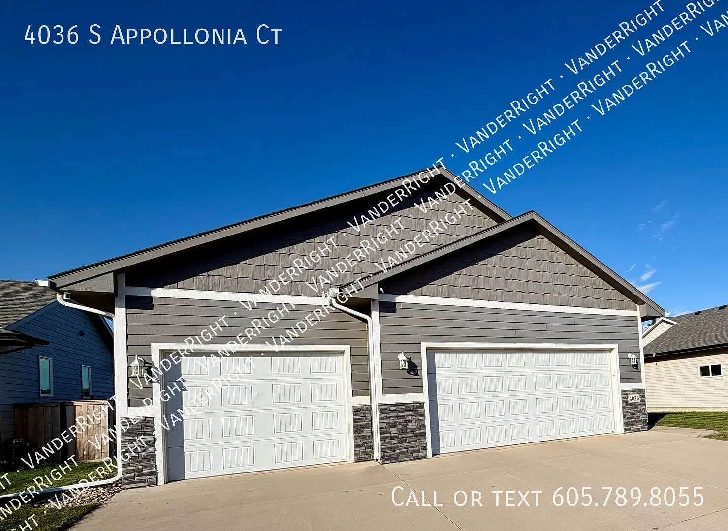 4 Bedroom 3 Bathroom 3 Stall Garage With Fenced Yard! — Photo 1