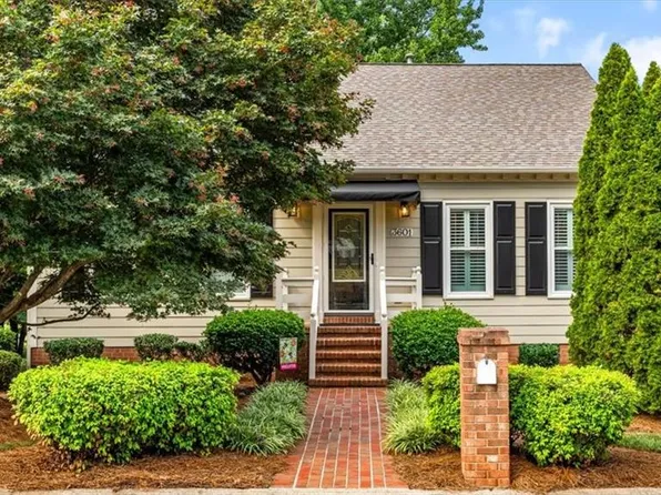 3601 Cherry Hill Dr, Greensboro, NC 27410