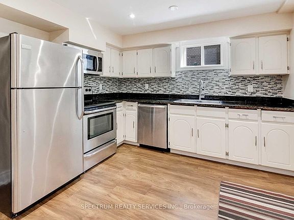3rd image of 141 Katherine Rd #Basement