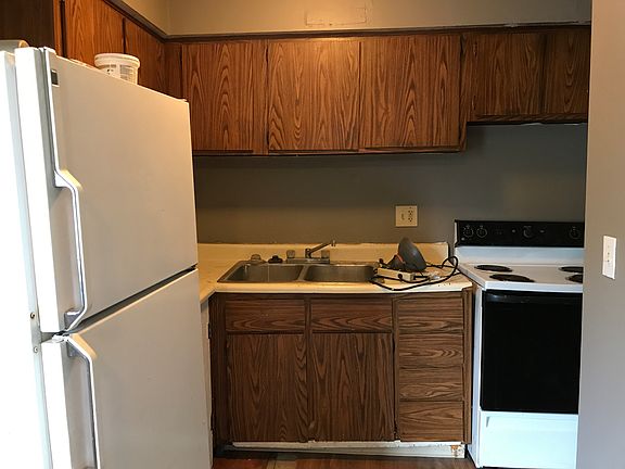 3rd image of 6346 Cherylbrook Ln