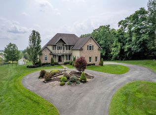 160 Coplon Rd, Schenectady, NY 12306