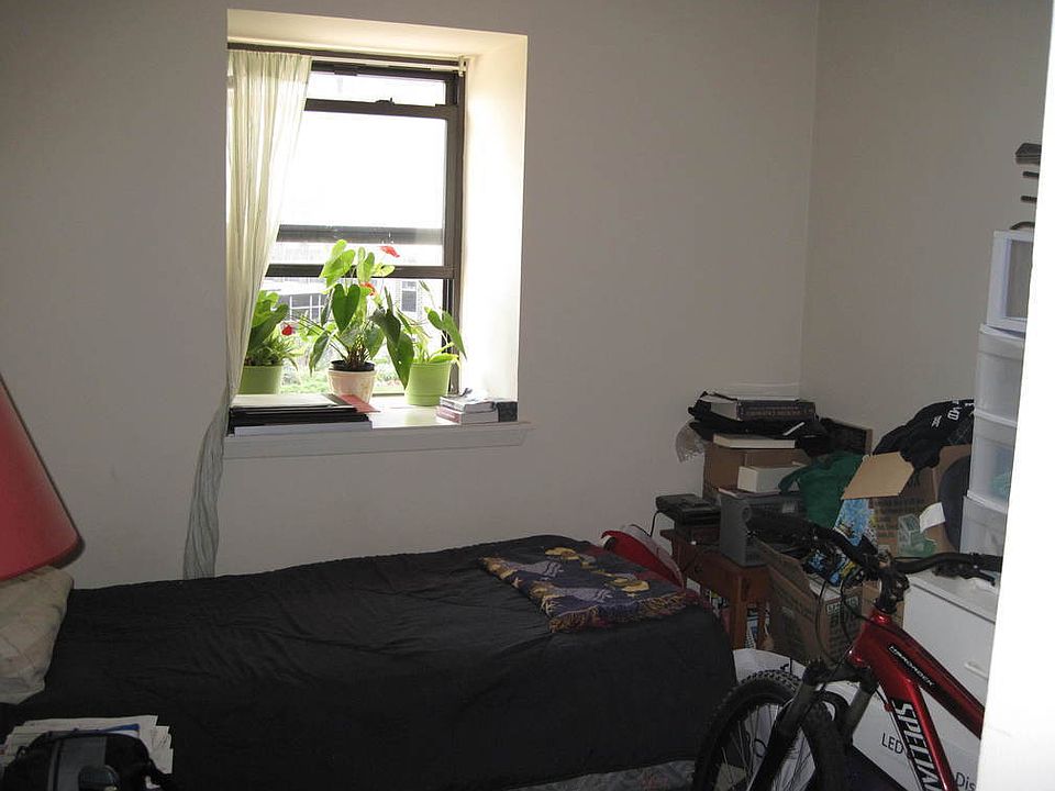 2nd image of 2505 41st St APT B2