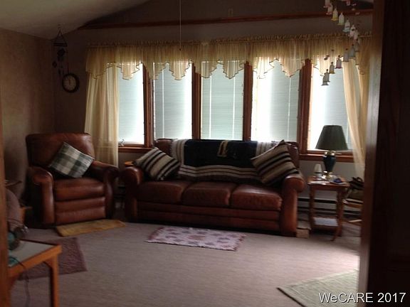 4th image of 213 Fenway Dr