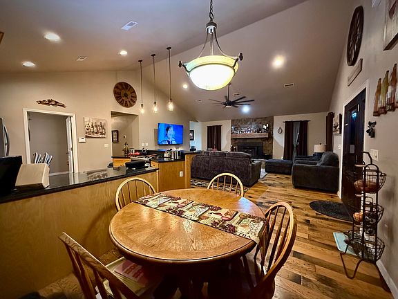 4th image of 957 Cane Creek Road