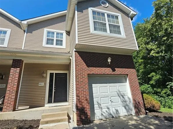 8822 Timber Creek Ln, Liberty, MO 64068