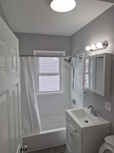 738 River St #3L Photo 1