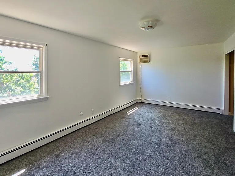 574A Avenue E #2 — Photo 7