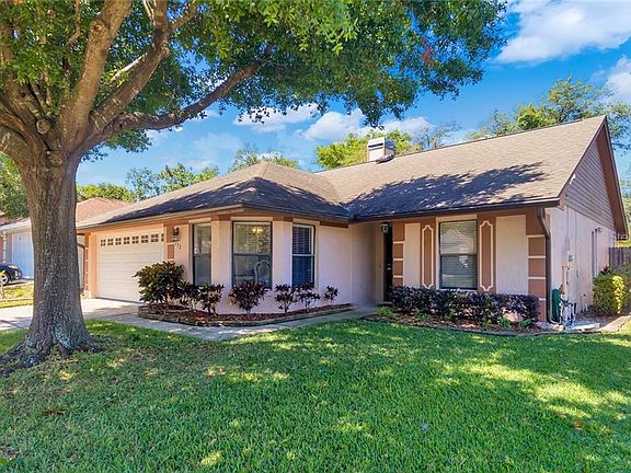 2nd image of 532 Holbrook Cir