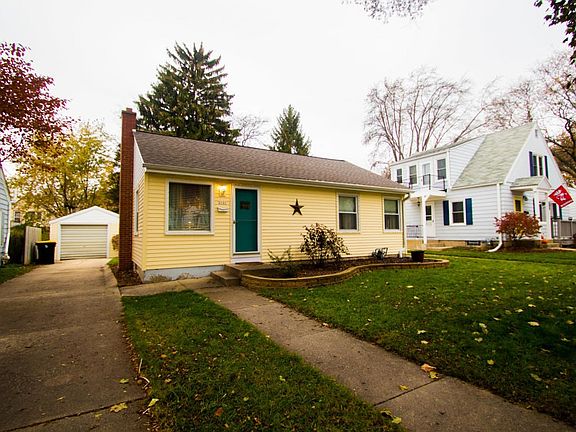 2121 N 85th street