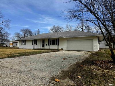 420 N Marion St, Carthage, IL, 62321
