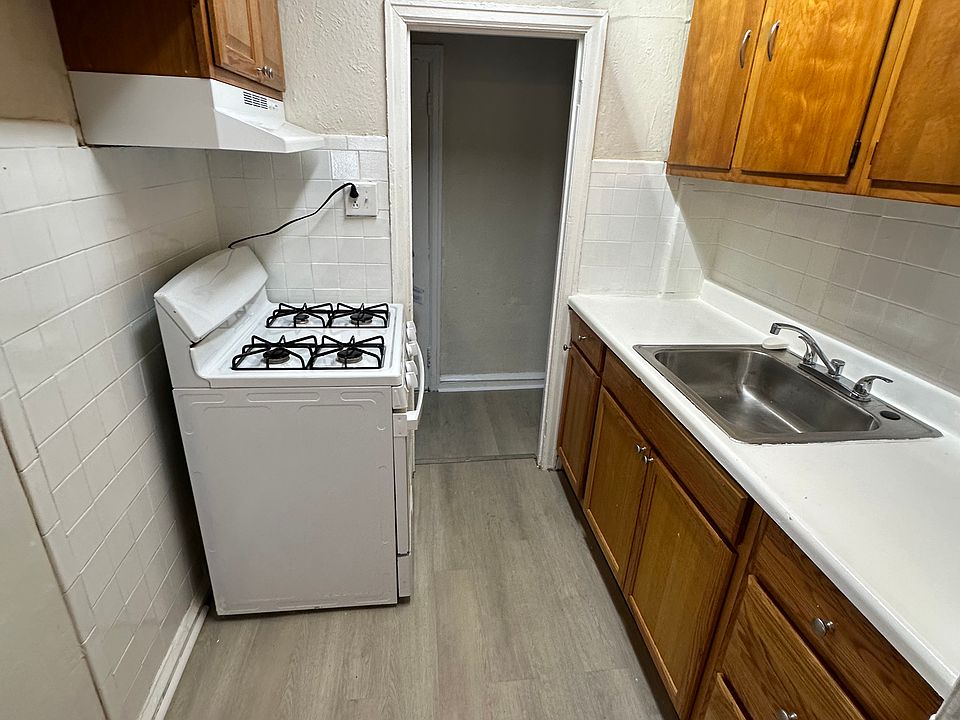 1st image of 5200 W Montgomery Ave #1F