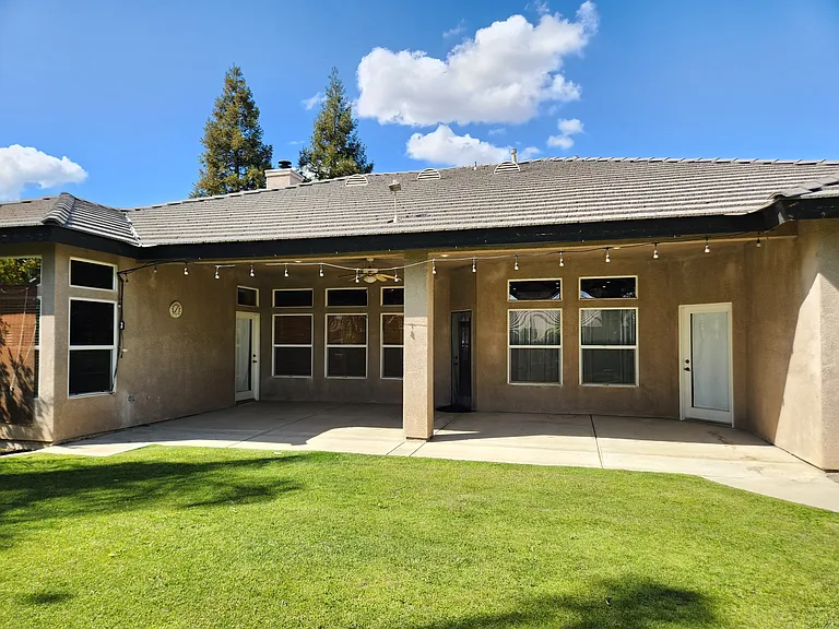 11507 Summit Point Ct — Photo 16