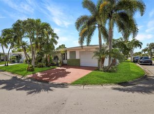 6890 NW 17th Ct, Pompano Beach, FL 33063