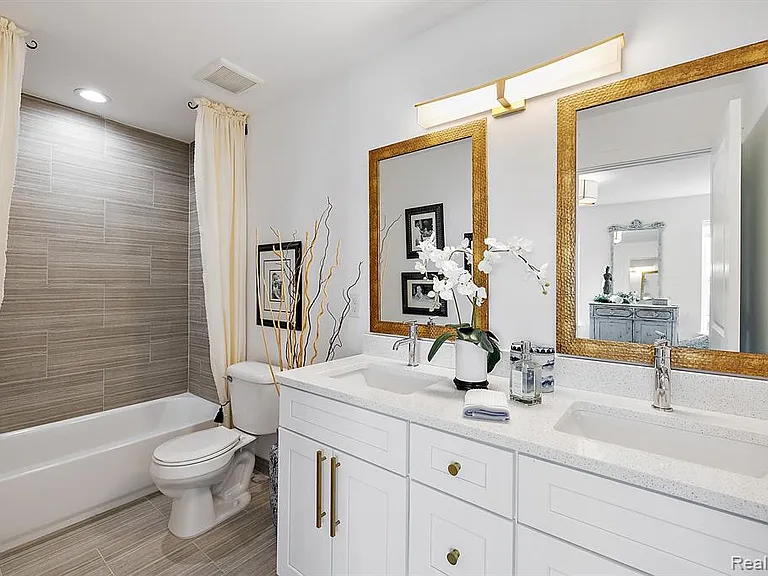5931 Stella Dr — Photo 21