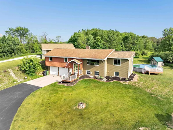 13225 Cooperstown Rd, Denmark, WI 54208