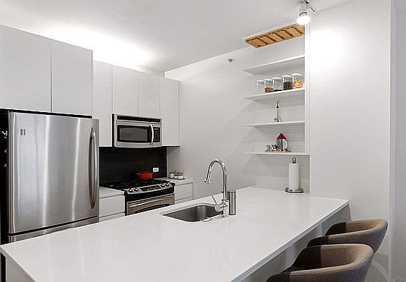 3rd image of 189 Schermerhorn St APT 5F