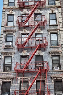 Rented by Warburg | media 18