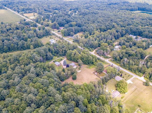 13310 Bueche Rd, Montrose, MI 48457
