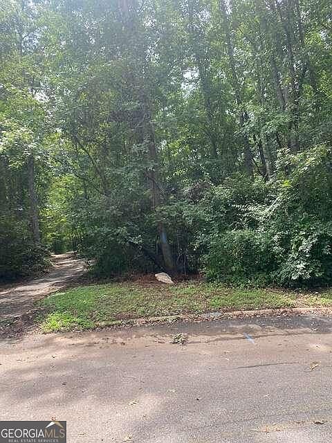 1st image of 141 Central Lake Cir