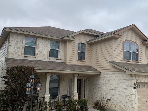 2nd image of 17131 Darien Wing