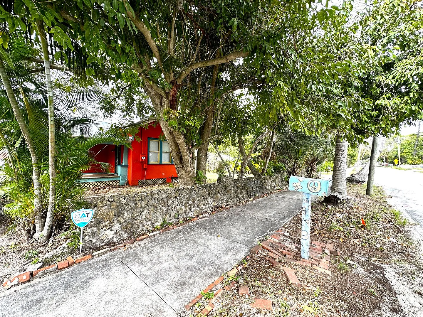 First Month Rent Free! 2/1 Home In Downtown River District! — Photo 2
