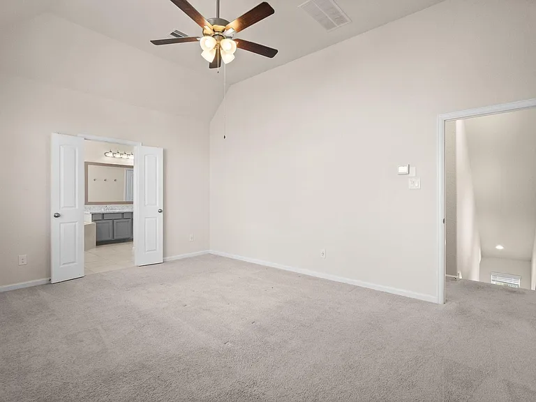 2021 Cambridge Heights Pl — Photo 14
