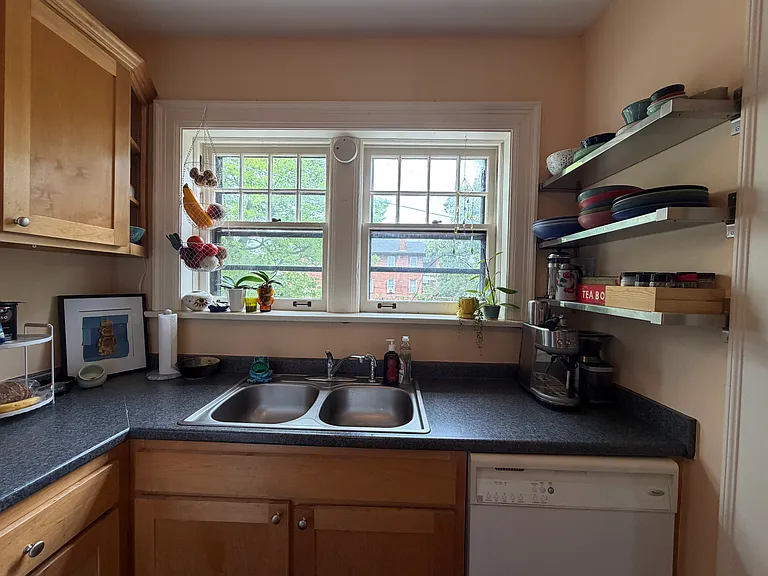 1400 Duncan Ave #15 — Photo 11