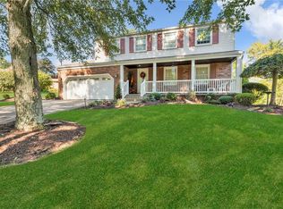 126 Geneva Dr, Aliquippa, PA