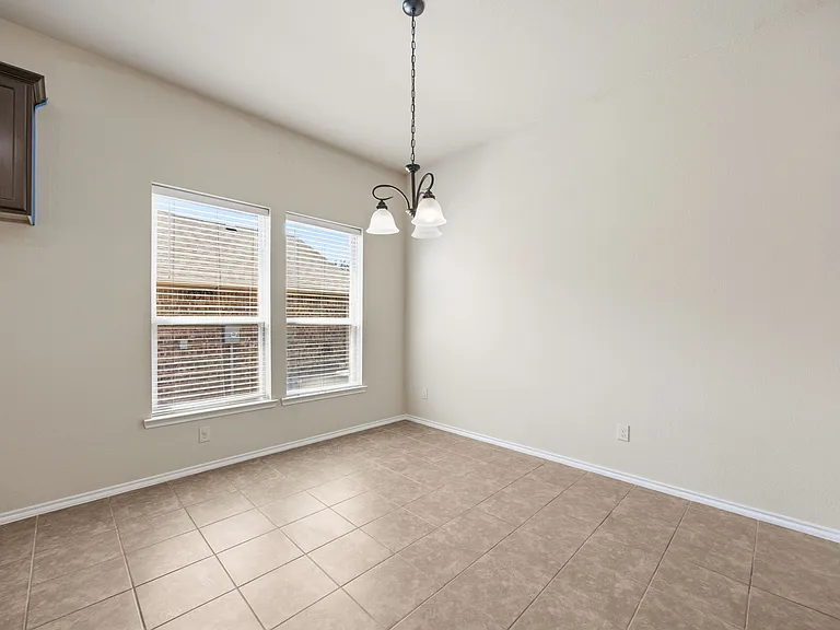 1445 Bateman Ln — Photo 16