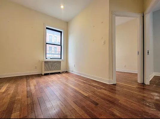 Rented by Gold & Appel Realty Corp | media 8