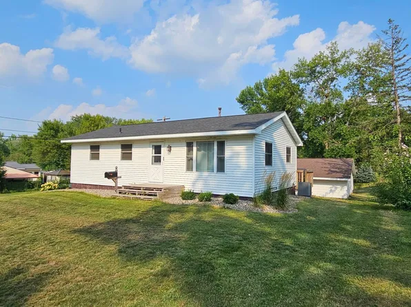 224 Cottrill St N, Waterville, MN 56096