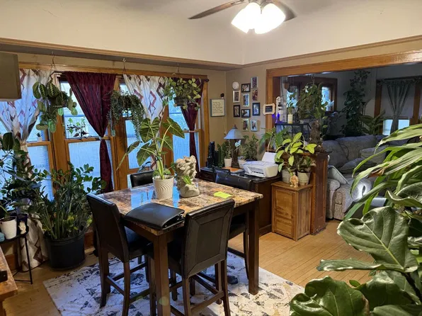1326 E Warnimont AVENUE #1326A, Milwaukee, WI 53207