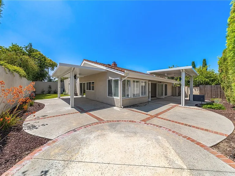 23291 Downland Rd — Photo 28