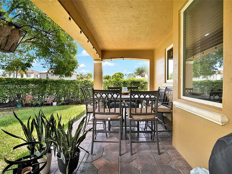 20765 SW 89th Ave — Photo 33