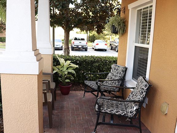 3rd image of 4013 Garden Oak Ct