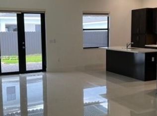 14642 SW 22nd St, Miami, FL 33175