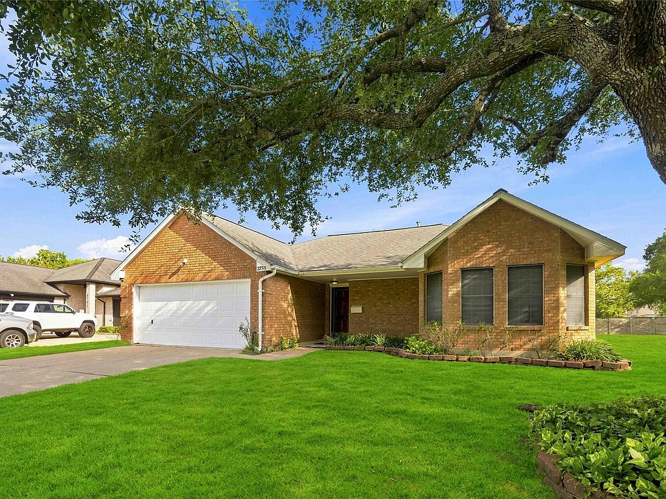 1st image of 2755 N Larkspur Cir