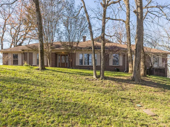 5049 Villa Crest Dr, Nashville, TN 37220