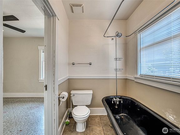 5th image of 5705 N 47th Street