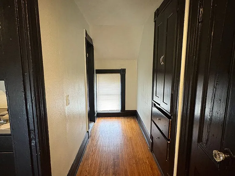 629 Jay St — Photo 4